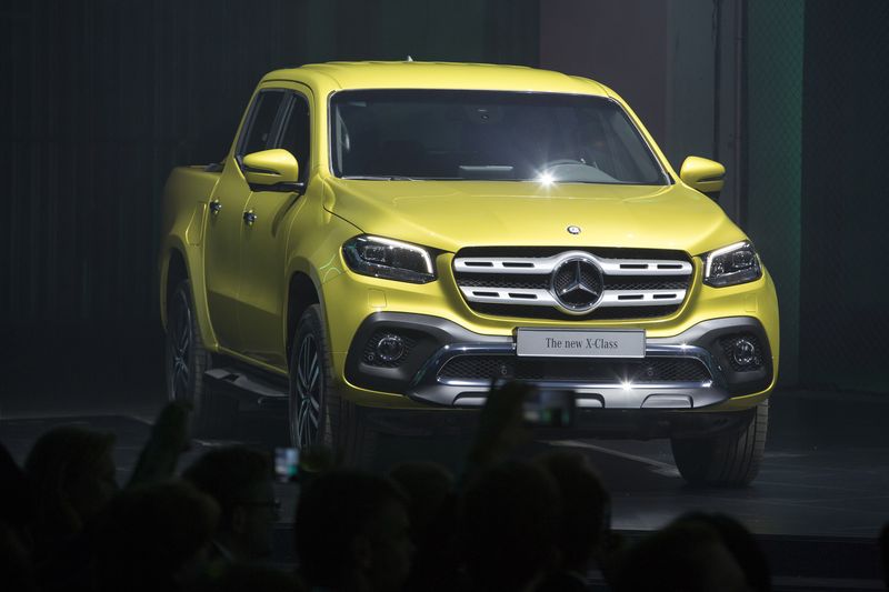 Mercedes-Benz top X-Class vs Toyota Hilux vs Ford Ranger vs VW Amarok- South Africa-